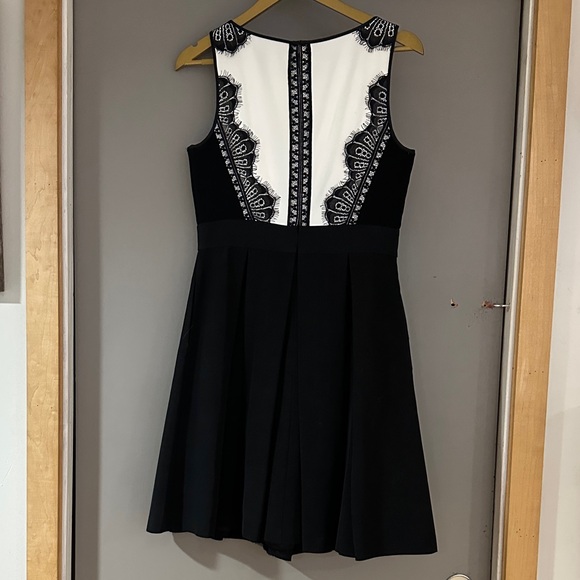 Black White Lace Panel Dress Sleeveless Fit & Flare Mini - Picture 8 of 8